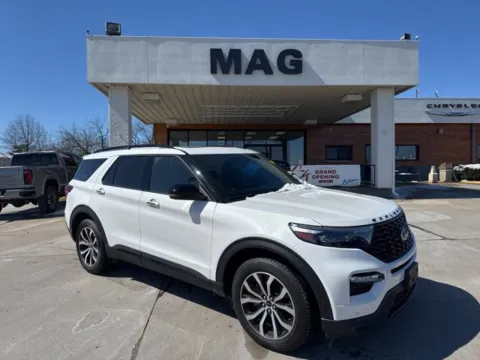 White 2020 Ford Explorer ST for sale in Chillicothe, MO