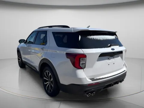 More photos of 2020 Ford Explorer ST at MAG CDJR, MO