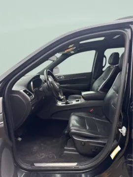 More photos of 2020 Jeep Grand Cherokee Limited at MAG CDJR, MO