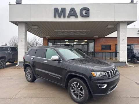 Black 2020 Jeep Grand Cherokee Limited for sale in Chillicothe, MO