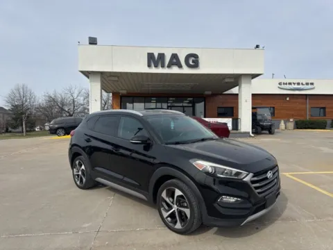 Black 2017 Hyundai Tucson Sport for sale in Chillicothe, MO