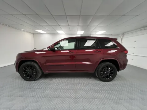 More photos of 2021 Jeep Grand Cherokee Laredo X at MAG CDJR, MO