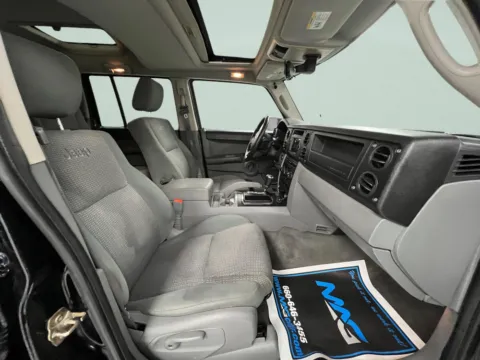 More photos of 2007 Jeep Commander Sport at MAG CDJR, MO