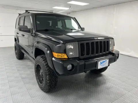 Black 2007 Jeep Commander Sport for sale in Chillicothe, MO