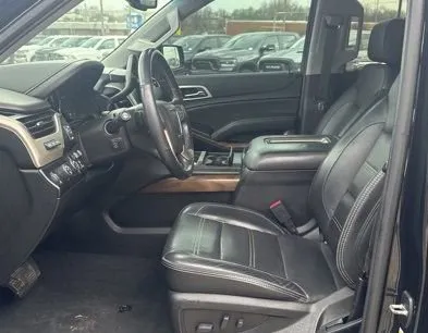 More photos of 2020 GMC Yukon Denali at MAG CDJR, MO