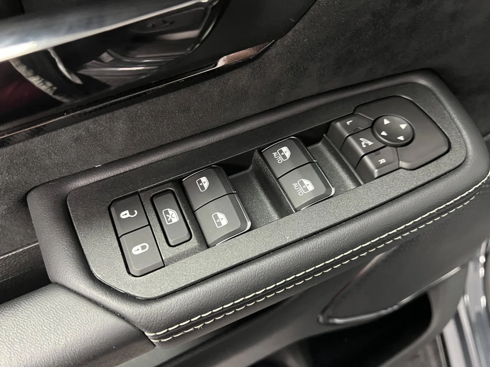 Ram 1500 photo 15