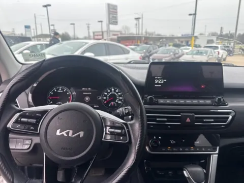 Another view of 2023 Kia Seltos SX for sale in Chillicothe, MO at MAG CDJR