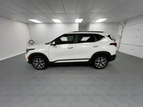 More photos of 2023 Kia Seltos SX at MAG CDJR, MO