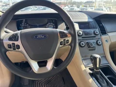 Another view of 2016 Ford Taurus SE for sale in Chillicothe, MO at MAG CDJR