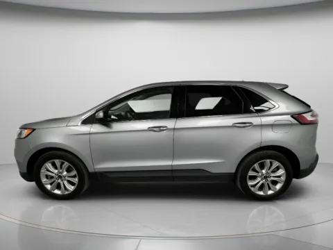 More photos of 2023 Ford Edge Titanium at MAG CDJR, MO