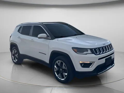 White 2018 Jeep Compass Limited for sale in Chillicothe, MO