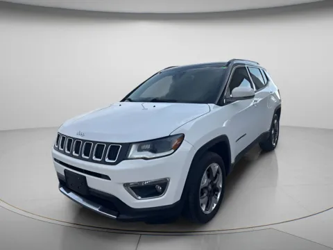 Photos of 2018 Jeep Compass Limited for sale in Chillicothe, MO at MAG CDJR
