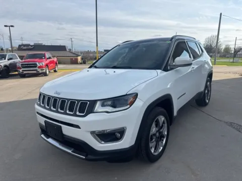 Photos of 2018 Jeep Compass Limited for sale in Chillicothe, MO at MAG CDJR