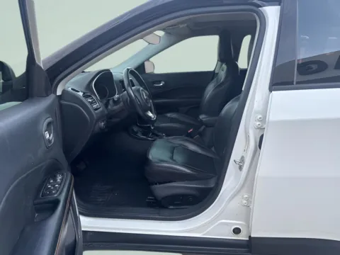 More photos of 2018 Jeep Compass Limited at MAG CDJR, MO