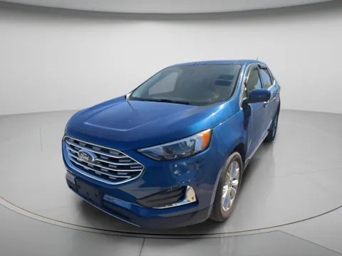 Photos of 2022 Ford Edge SEL for sale in Chillicothe, MO at MAG CDJR