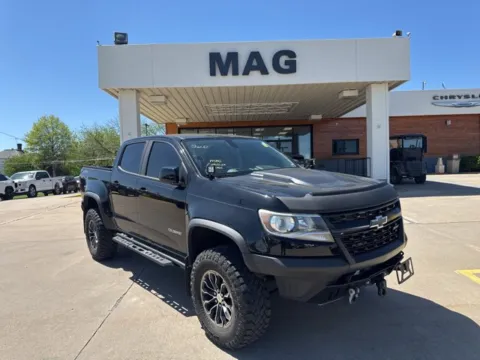 Black 2019 Chevrolet Colorado 4WD ZR2 for sale in Chillicothe, MO