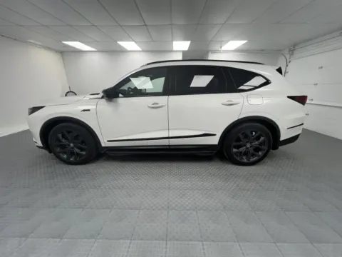 More photos of 2022 Acura MDX w/A-Spec Package at MAG CDJR, MO