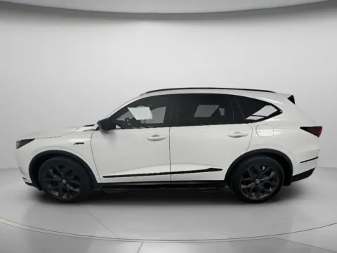 More photos of 2022 Acura MDX w/A-Spec Package at MAG CDJR, MO