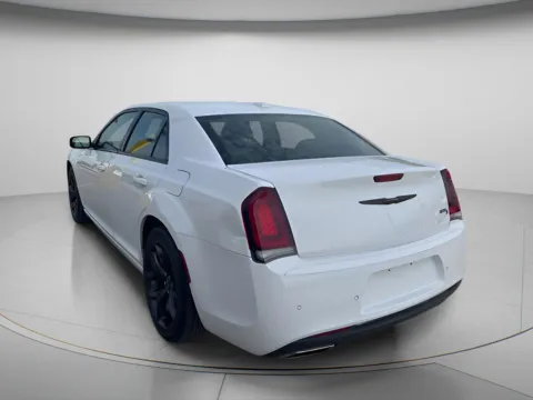 More photos of 2021 Chrysler 300 S at MAG CDJR, MO