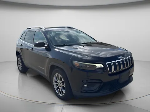Black 2019 Jeep Cherokee Latitude Plus for sale in Chillicothe, MO