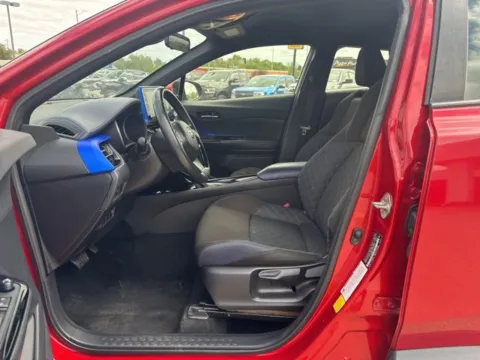 More photos of 2021 Toyota C-HR XLE at MAG CDJR, MO