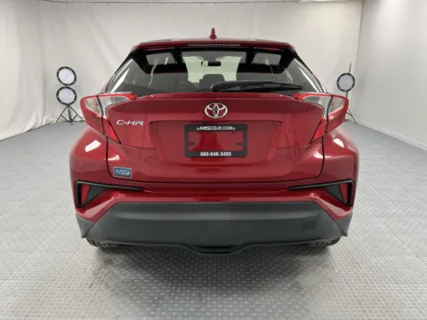 More photos of 2021 Toyota C-HR XLE at MAG CDJR, MO