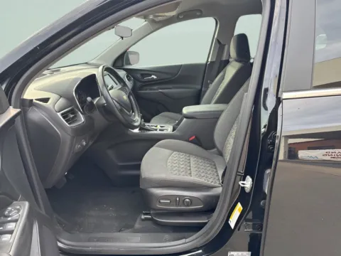 More photos of 2023 Chevrolet Equinox LT at MAG CDJR, MO