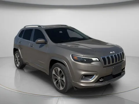 Brown 2019 Jeep Cherokee Overland for sale in Chillicothe, MO