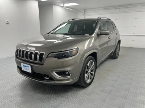 Another view of 2019 Jeep Cherokee Overland for sale in Chillicothe, MO at MAG CDJR