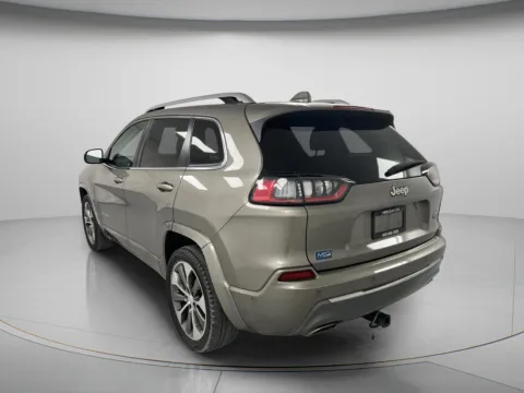 More photos of 2019 Jeep Cherokee Overland at MAG CDJR, MO