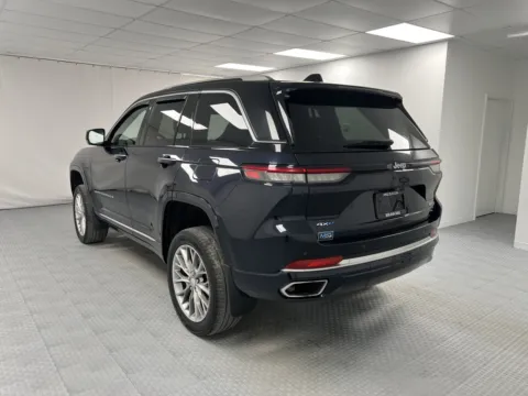 More photos of 2022 Jeep Grand Cherokee 4xe Summit at MAG CDJR, MO