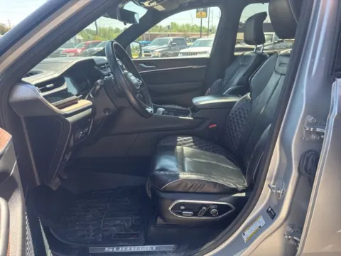 More photos of 2022 Jeep Grand Cherokee 4xe Summit at MAG CDJR, MO