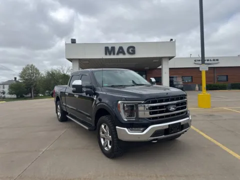 Black 2022 Ford F-150 LARIAT for sale in Chillicothe, MO