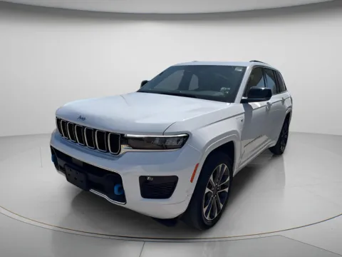 Photos of 2022 Jeep Grand Cherokee 4xe Overland for sale in Chillicothe, MO at MAG CDJR