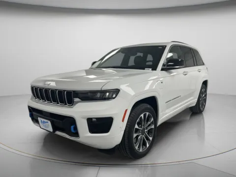 More photos of 2022 Jeep Grand Cherokee 4xe Overland at MAG CDJR, MO