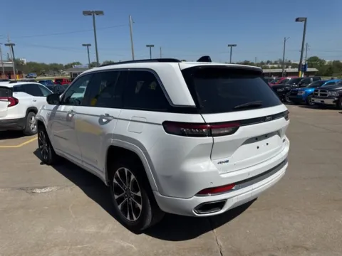 More photos of 2022 Jeep Grand Cherokee 4xe Overland at MAG CDJR, MO