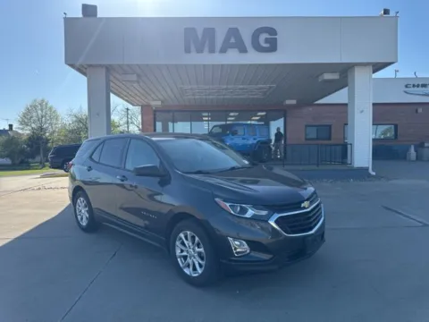 Gray 2018 Chevrolet Equinox LS for sale in Chillicothe, MO