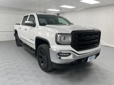 White 2018 GMC Sierra 1500 SLT for sale in Chillicothe, MO