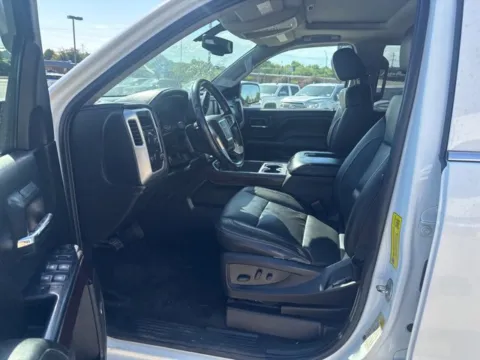 More photos of 2018 GMC Sierra 1500 SLT at MAG CDJR, MO