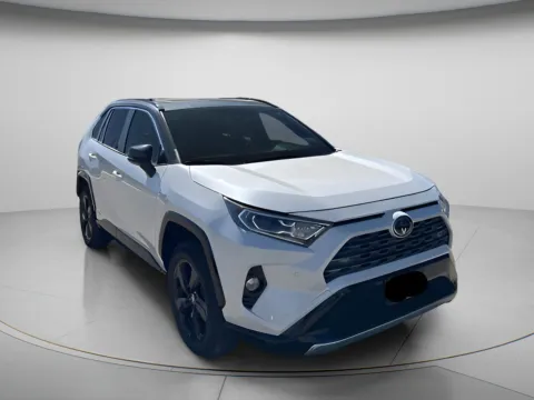 Blue 2020 Toyota RAV4 Hybrid XSE for sale in Chillicothe, MO