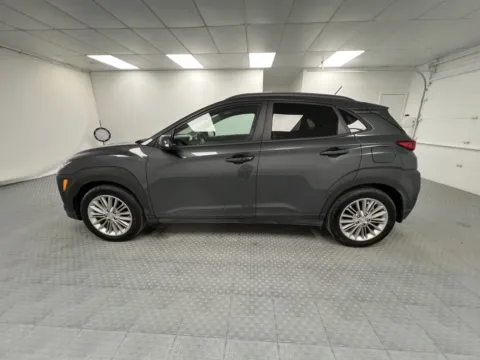 More photos of 2021 Hyundai Kona SEL at MAG CDJR, MO