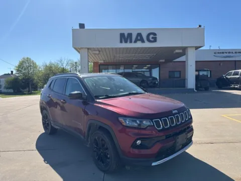 Red 2022 Jeep Compass Limited for sale in Chillicothe, MO