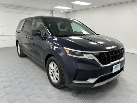 Blue 2022 Kia Carnival LXS for sale in Chillicothe, MO