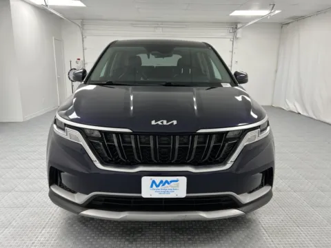 Photos of 2022 Kia Carnival LXS for sale in Chillicothe, MO at MAG CDJR