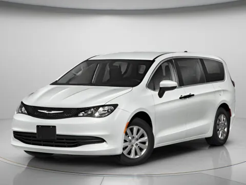 Red 2020 Chrysler Voyager LXI for sale in Chillicothe, MO