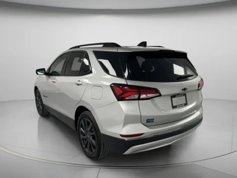 More photos of 2022 Chevrolet Equinox RS at MAG CDJR, MO