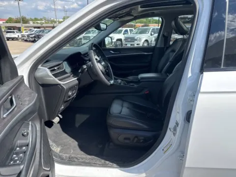 More photos of 2023 Jeep Grand Cherokee 4xe 4x4 at MAG CDJR, MO