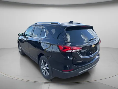 More photos of 2024 Chevrolet Equinox Premier at MAG CDJR, MO