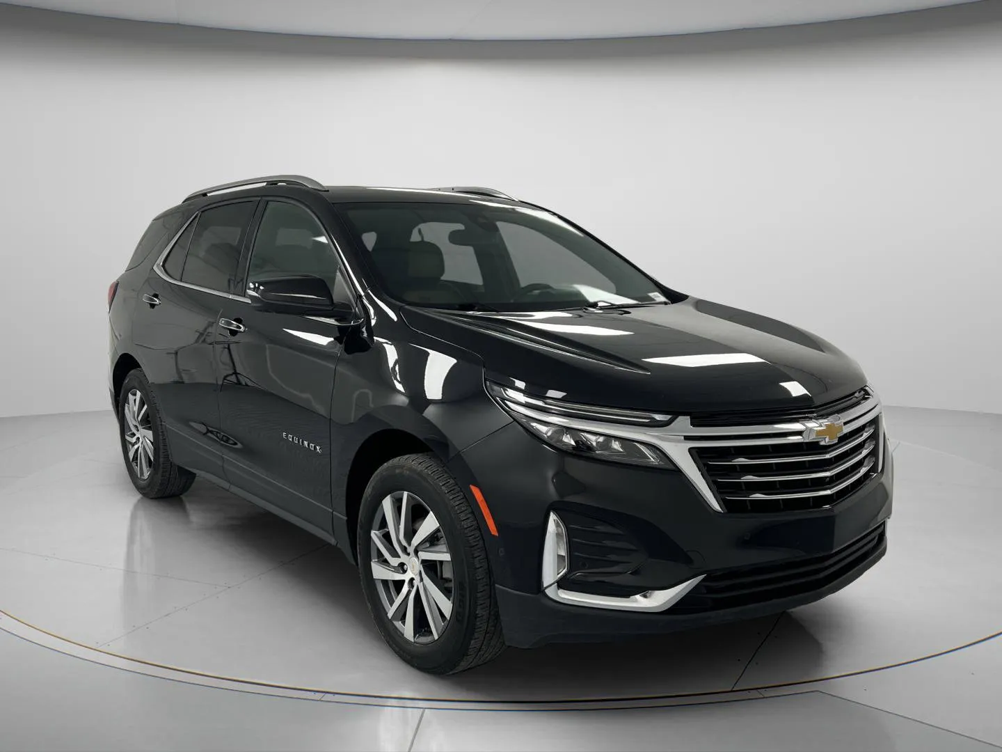 Black 2024 Chevrolet Equinox Premier for sale in Chillicothe, MO
