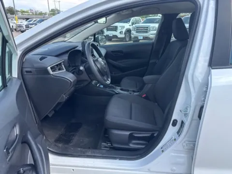 More photos of 2024 Toyota Corolla LE at MAG CDJR, MO